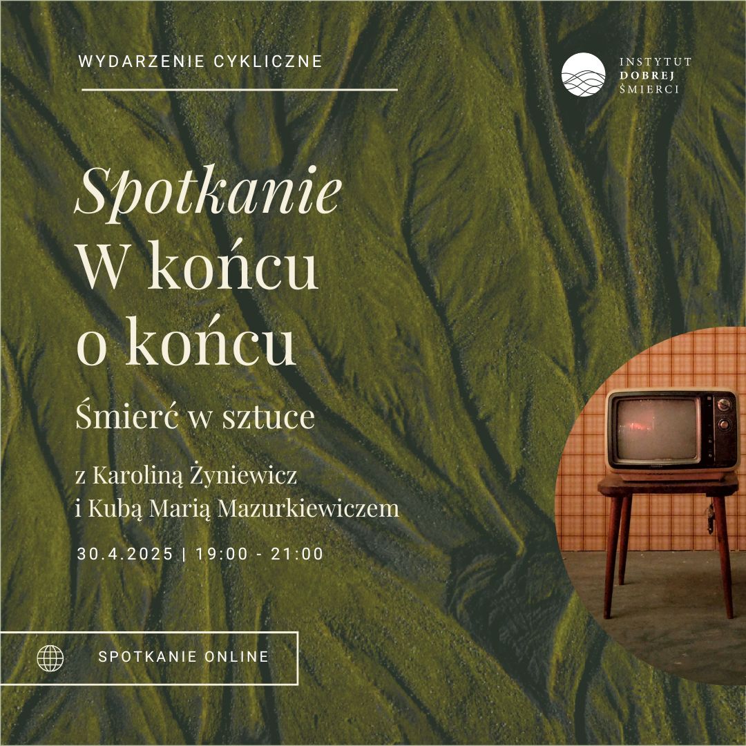 Stary telewizor na drewnianym stołku
